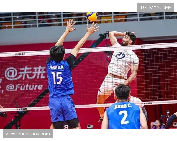 波兰男排超级联赛卢布林省德比，海乌姆男排埃斯凡迪亚尔空砍15分